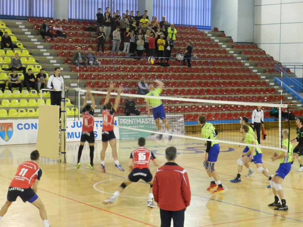 Volei: Știința Explorări Baia Mare – CSVM Zalău 2-3