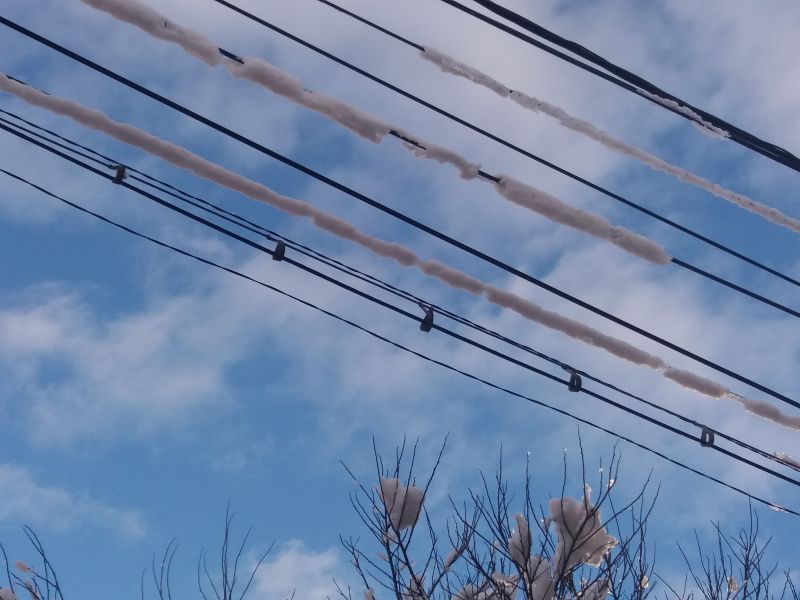 Patru localități fără curent, din cauza căderilor de zăpadă