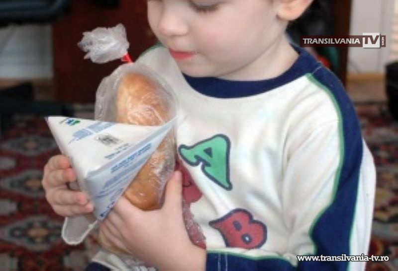 Programul „Cornul şi laptele” începe fără întârzieri