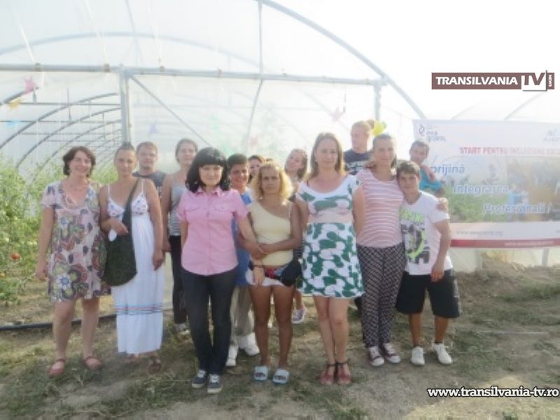 Tinerii străzii de la Asociaţia Stea au prezentat rezultatele muncii lor