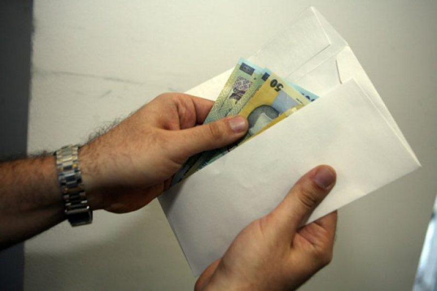 Un cetățean din Alba a fost prins în flagrant de dare de mită pentru obținerea unor bilete de tratament