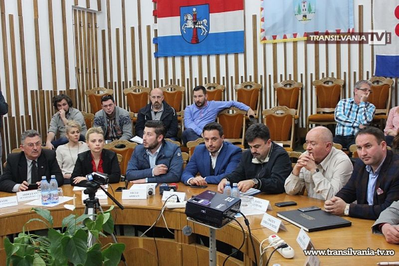 Primăria vrea să scape de directorul Apaserv, Dan Stegerean.