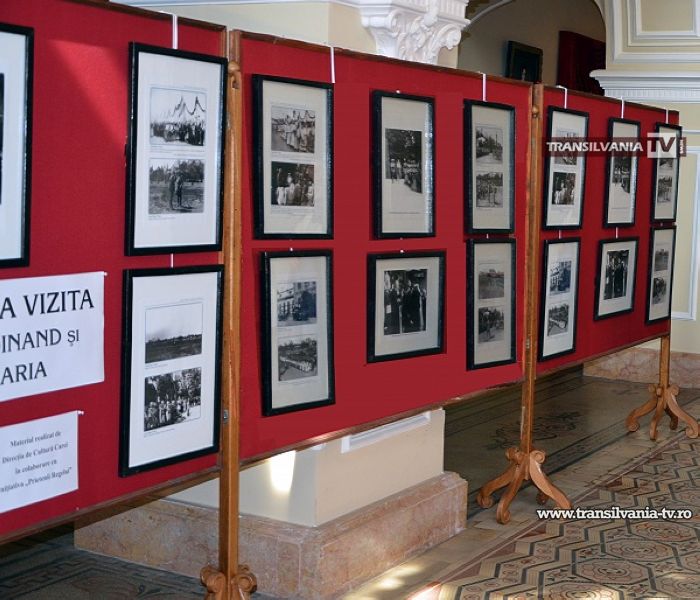 Expoziție de fotografie „Familia Regală a României în imagini”