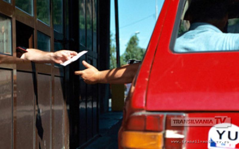 A vrut să-și scoată copiii din țară cu o împuternicire falsă