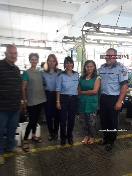Polițiștii au desfășurat activități preventiv-educative pe linia violenței domestice la Tășand