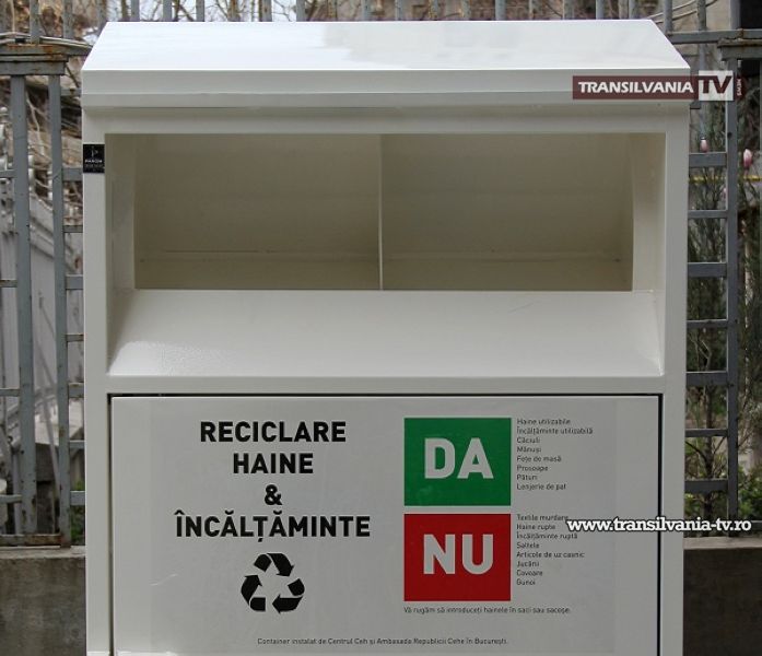 Au reapărut containerele de colectare textile la Satu Mare