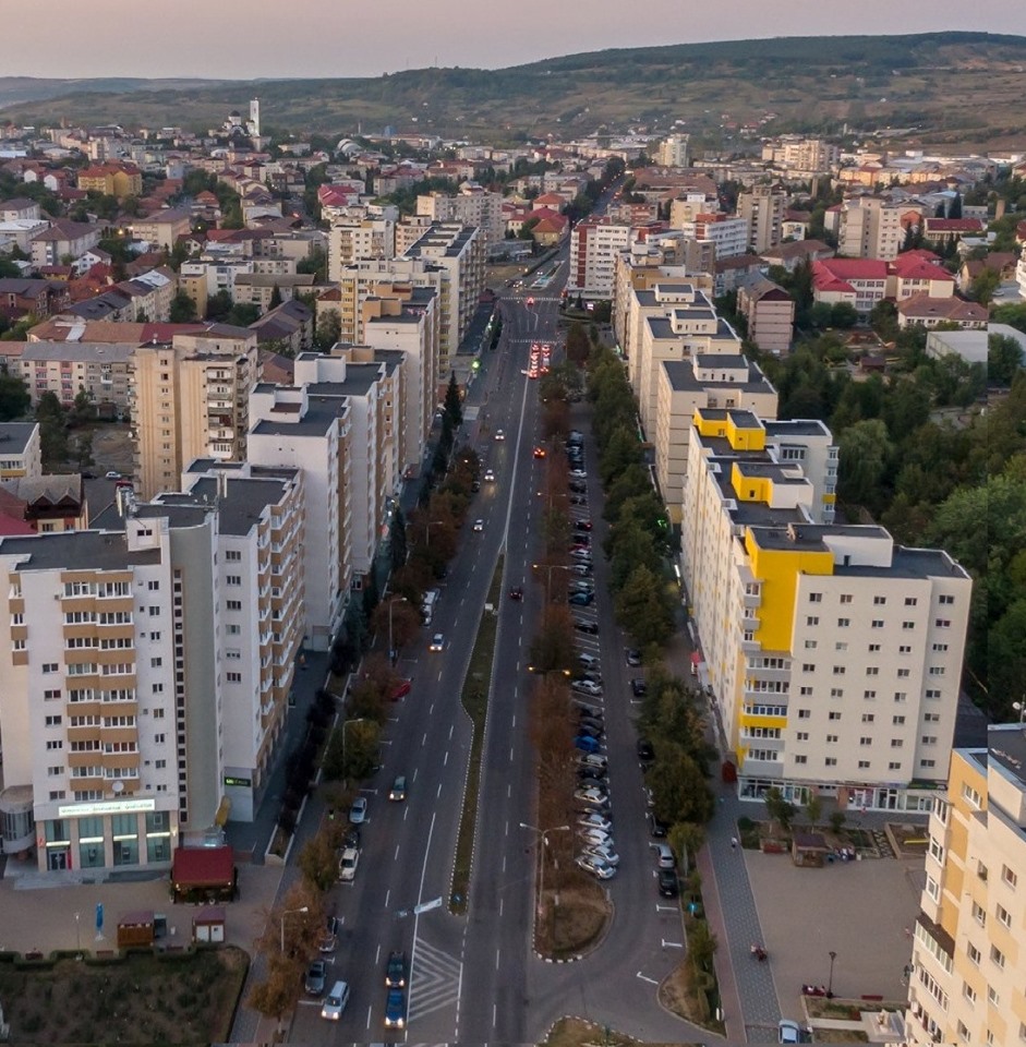 Investiție: Trotuare și pistă de biciclete pe Bulevardul Mihai Viteazul din Zalău