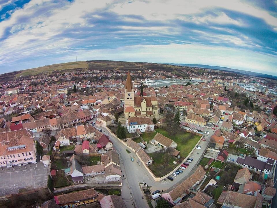 Cisnădie are cel mai mare panou de escaladă din judeţul Sibiu