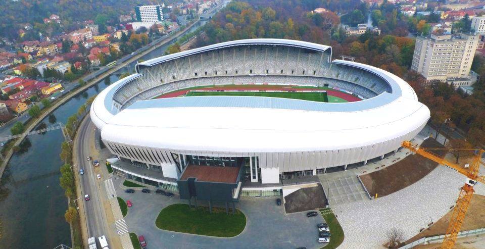Gazonul de pe Cluj Arena va fi schimbat