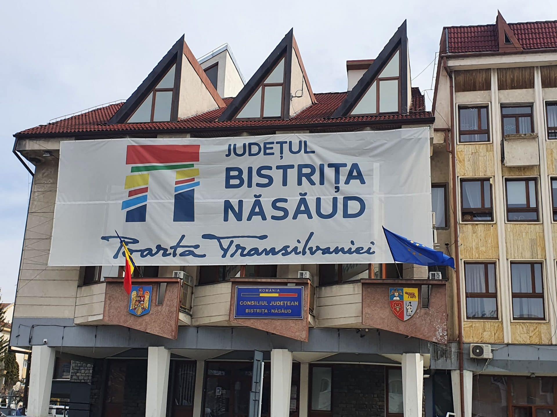 Se prelungește termenul de depunere a dosarelor pentru acordarea burselor de excelență și de merit pentru anul universitar 2021-2022