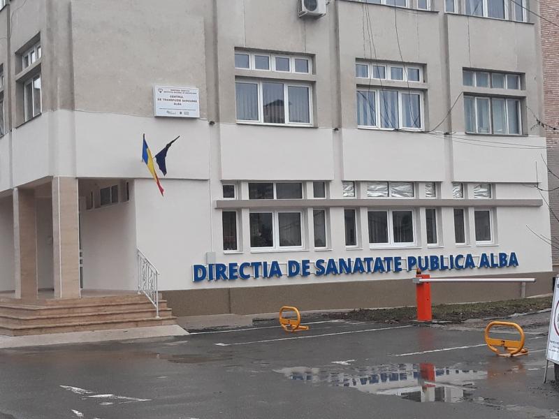Întâlniri de lucru cu administratori de piscine, unități de cazare și primari, la sediul DSP Alba și Primăria Câmpeni