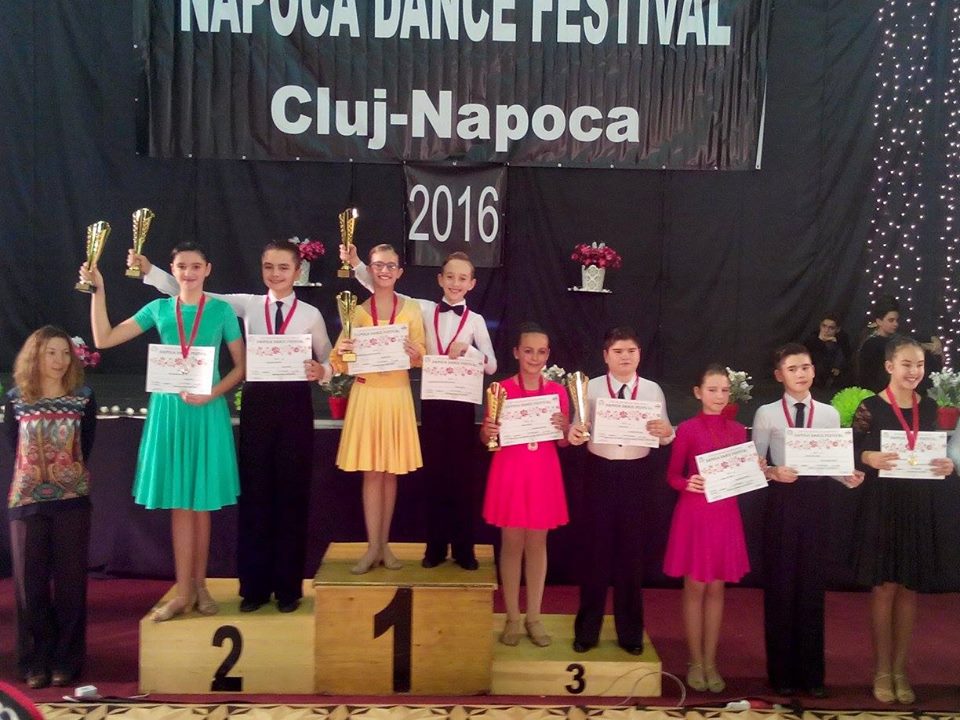 7 medalii cucerite de clubul Prodance 2000 Baia Mare la Napoca Dance Festival
