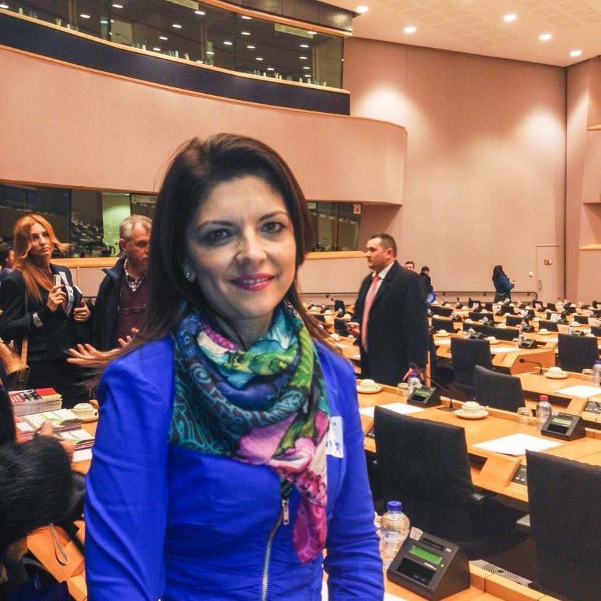 Interviu: Diana Popa, Preşedinte PMP Sibiu – „Ne bucurăm de sprijinul celui mai valoros om politic pe care l-a dat România după revoluția de la 1989”!