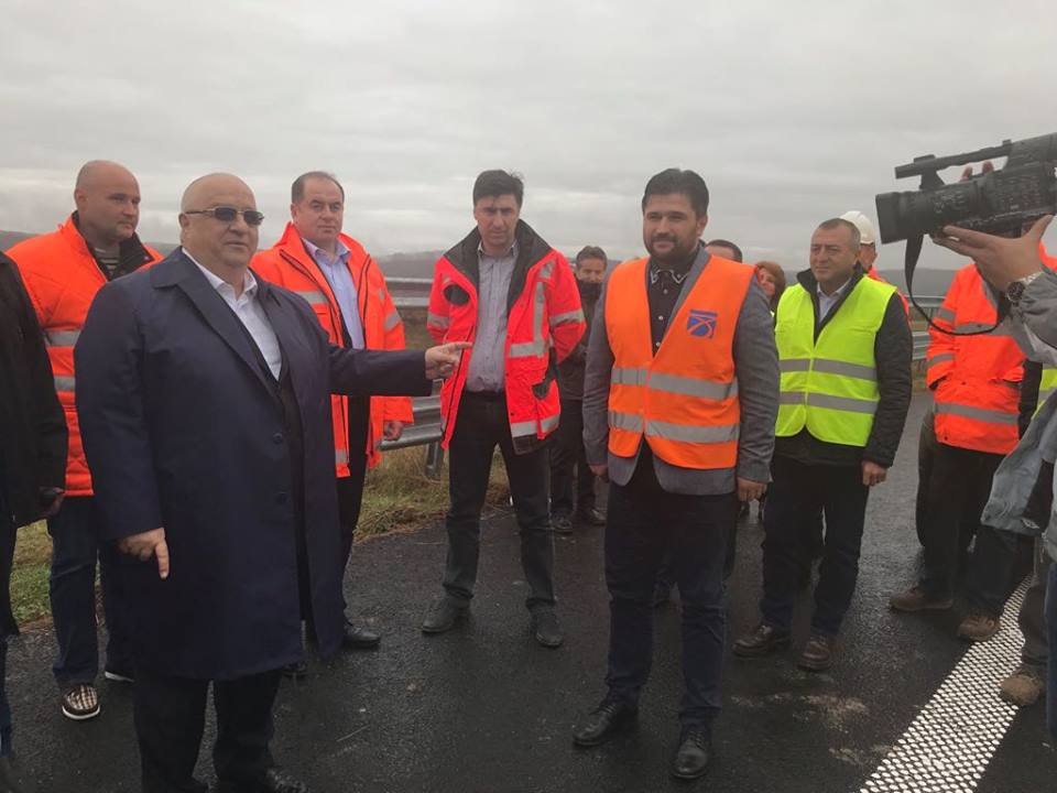 Ministrul Transporturilor, Felix Stroe, în vizită pe șantierul autostrăzii Lugoj-Deva