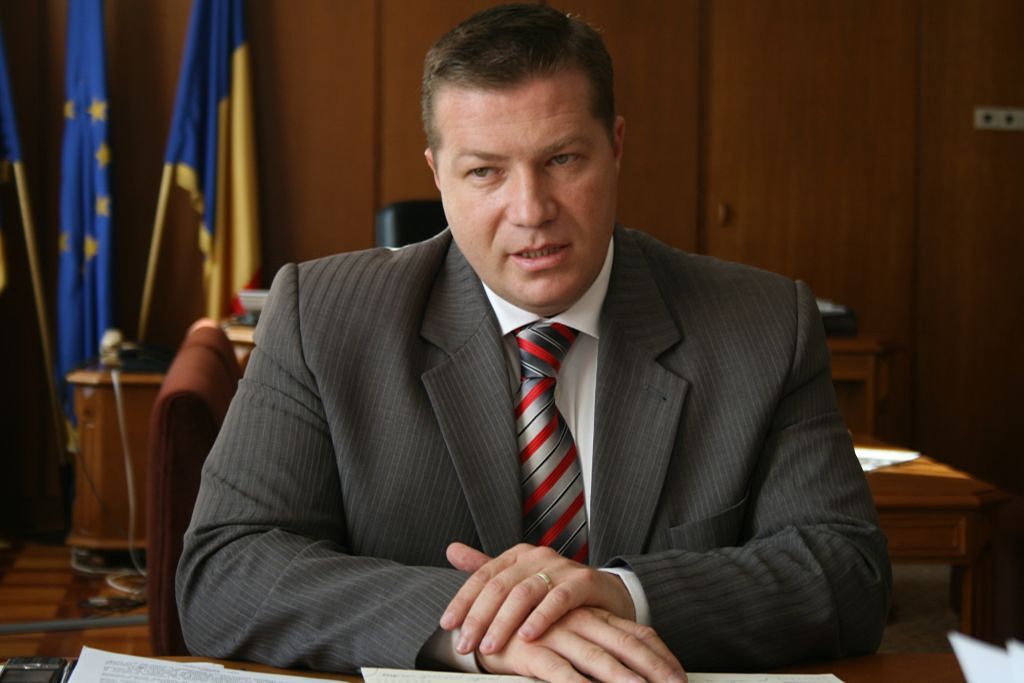 Prefectul îi atenționează pe primari, să demareze pregătirile pentru sezonul rece