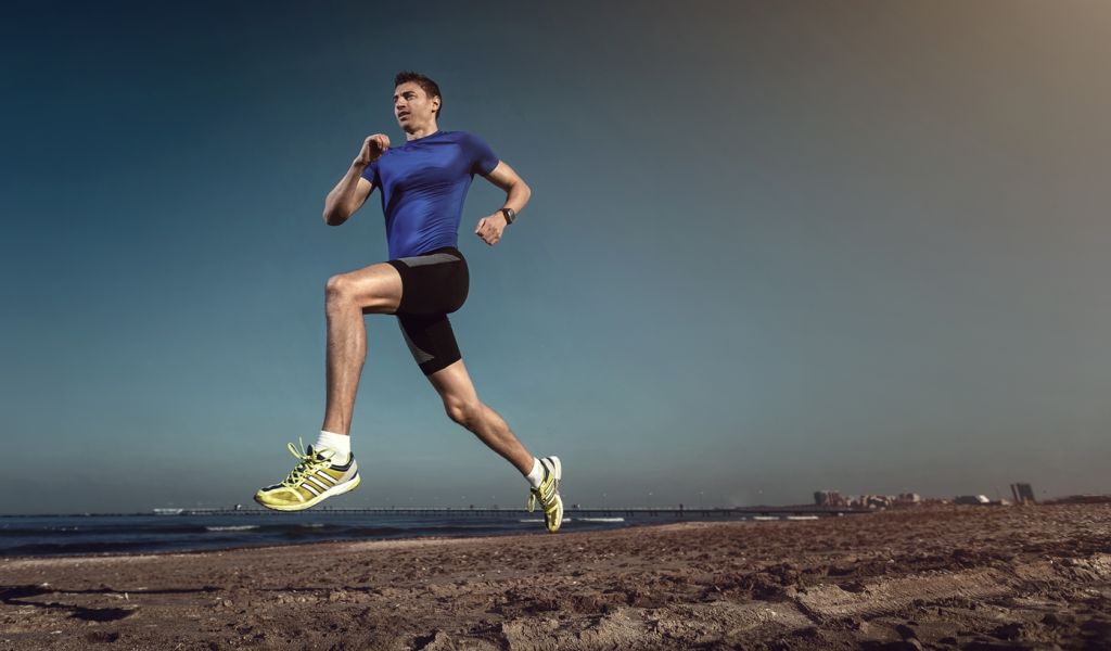 Eveniment unic în lumea sportivilor din Europa – Sute de participanți la Maratonul Nisipului din Mamaia