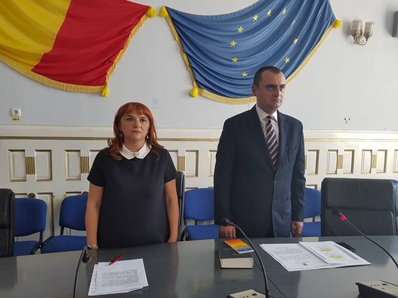 Asistenta medicala, numita de Ciolos prefect de Alba, demisa marti la ora 15,00!