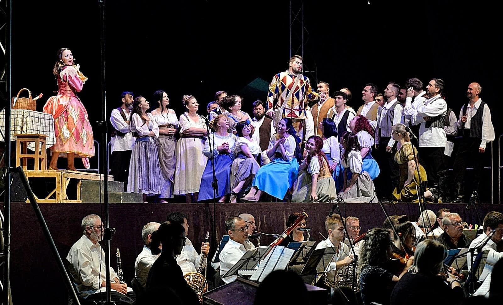 Opera Nights 2023 – Spectacole de operă și muzică clasică în cinci localități ale județului Hunedoara