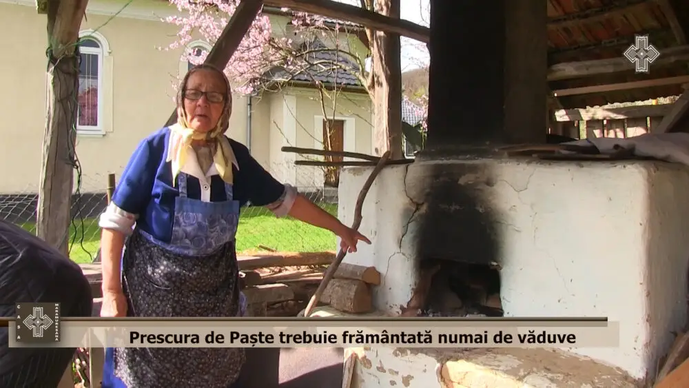 (VIDEO) Prescura de Paște trebuie frământată numai de văduve