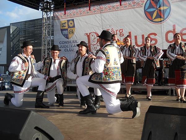 Spectacole de succes în țară ale Şcolii de Arte Cluj