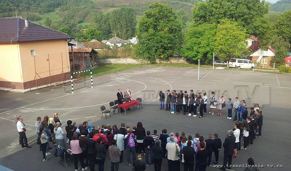 Manuale digitale pentru elevii Școlii Generale din Șimișna!
