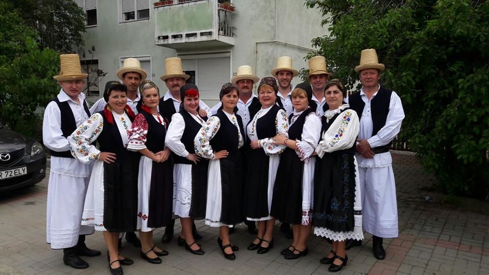 Premiul I pentru Veteranii Meseșului la festivalului de folclor de la Chișineu Criș