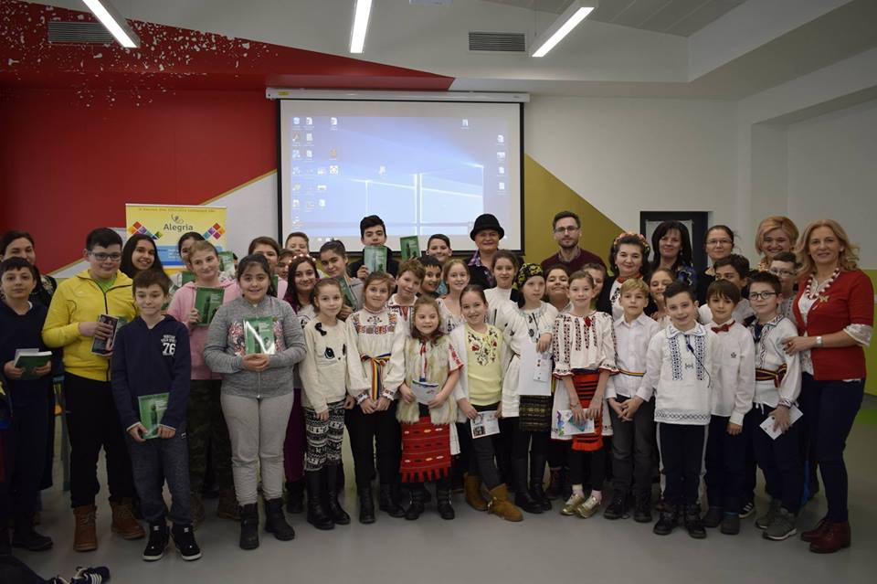 Proiectul ,,Zestrea Tradițiilor Clujene” continuă în școlile din județul Cluj
