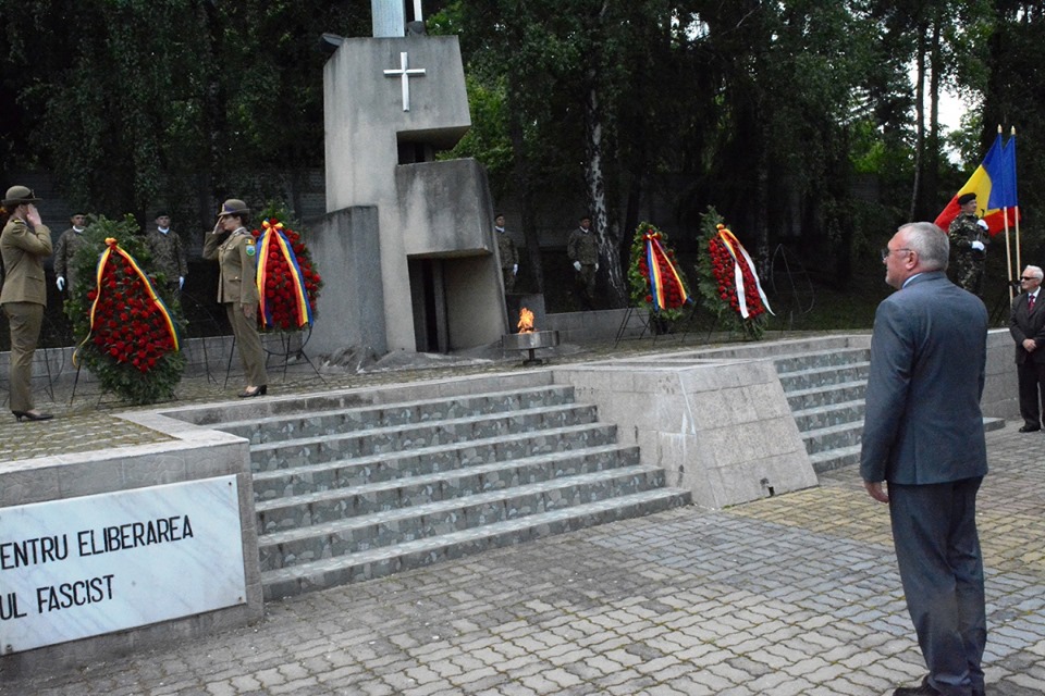 Ziua Eroilor, marcată în Cimitirul Eroilor din Cluj-Napoca