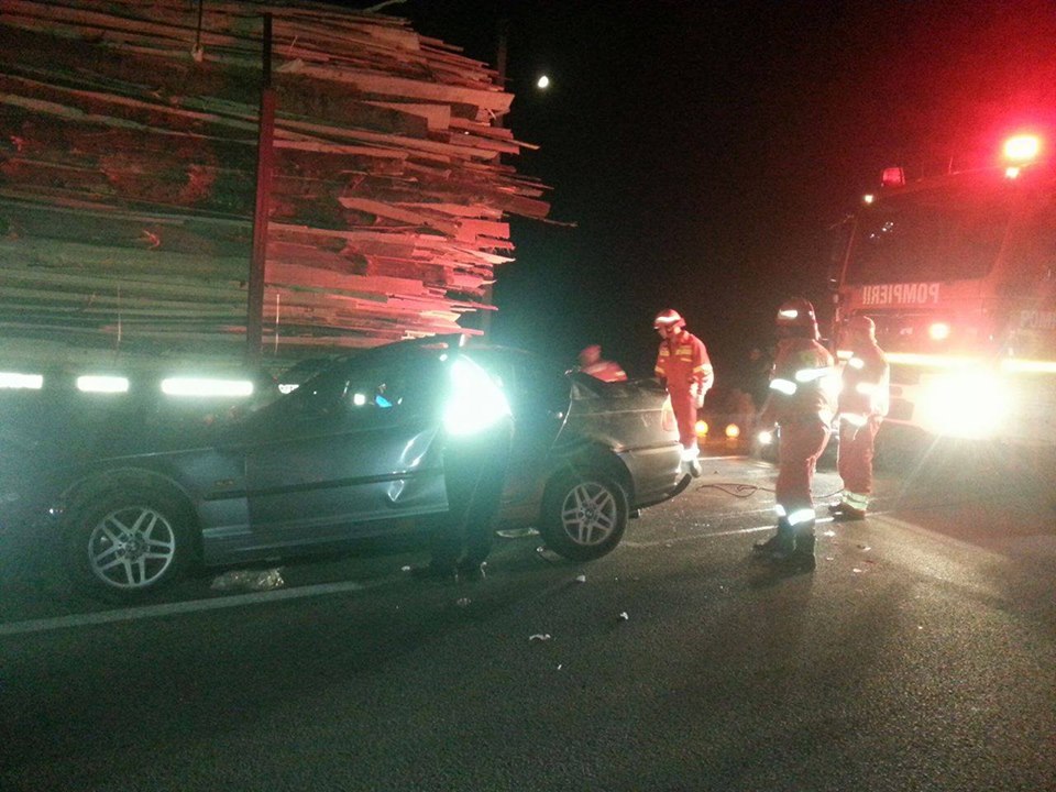 Șoferul care a provocat accidentul de la Şintereag, soldat cu decesul a două persoane, reţinut pentru 24 de ore