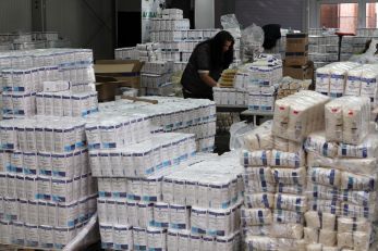Turda: 4470 de persoane au beneficiat de produse alimentare pentru persoane defavorizate, prin programul POAD 2014