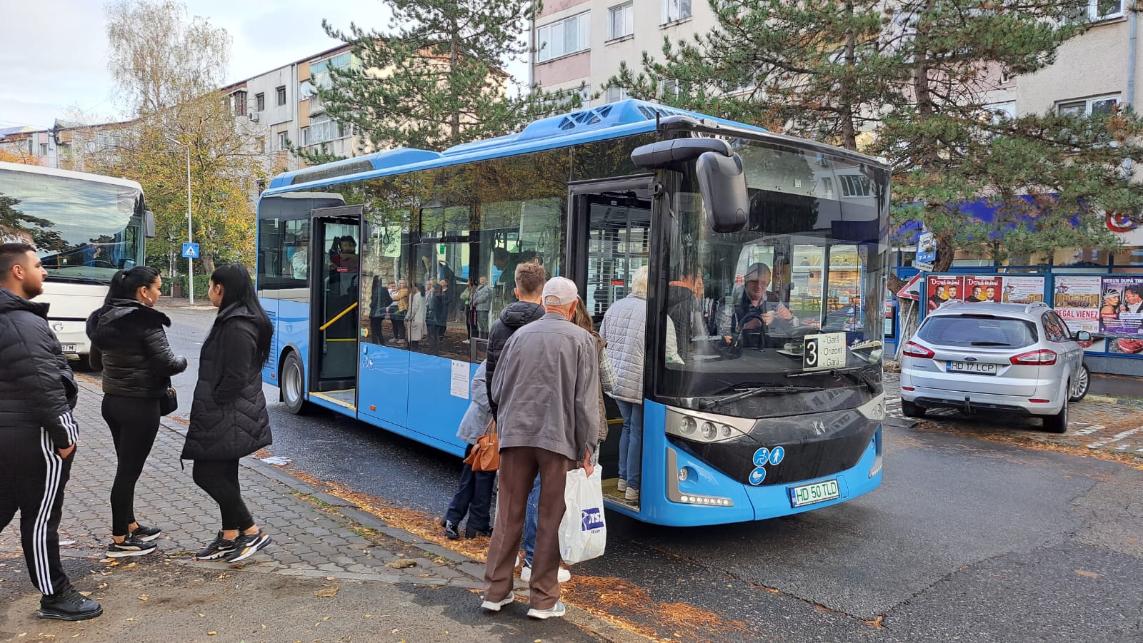 Primele autobuze electrice circulă deja pe străzile Devei