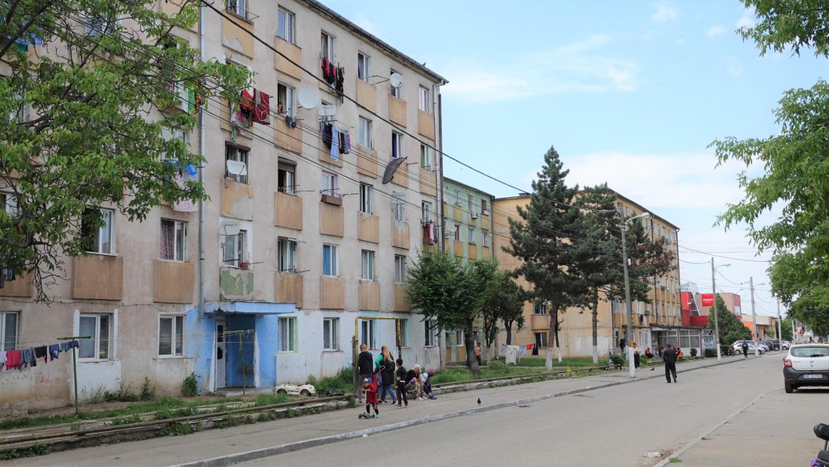 Blocuri sociale reabilitate cu bani europeni în Hunedoara