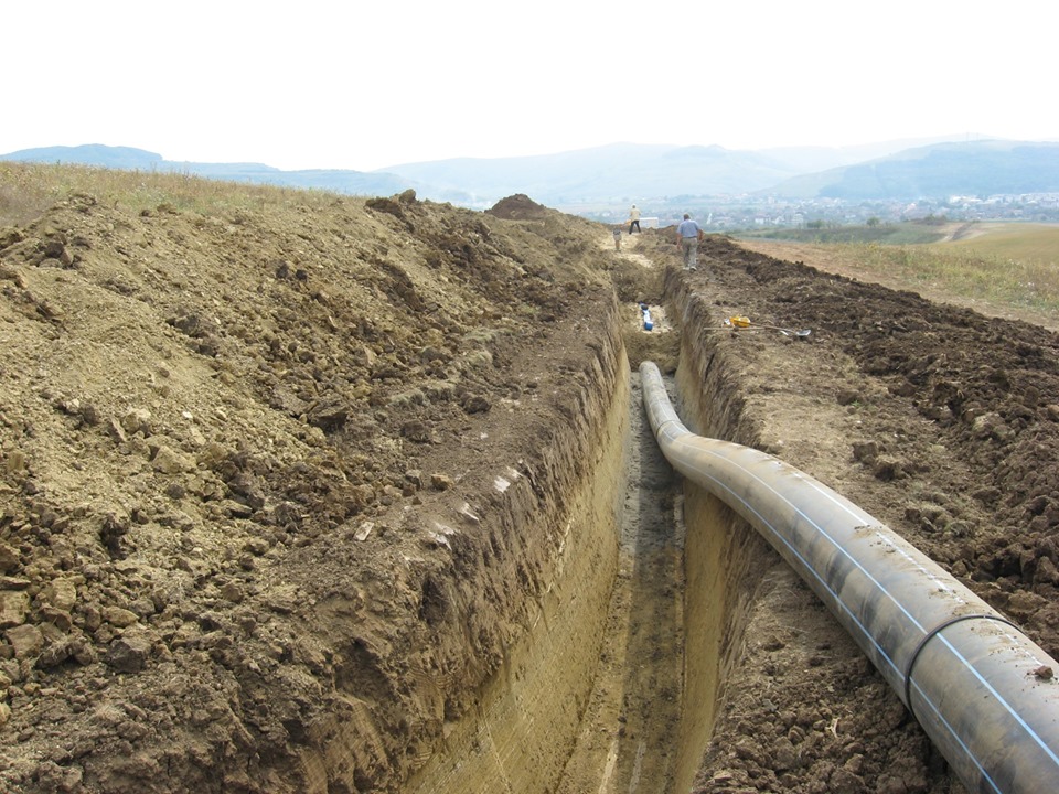 Încep lucrările de introducere a rețelei de canalizare în localitățile Borșa și Borșa-Cătun