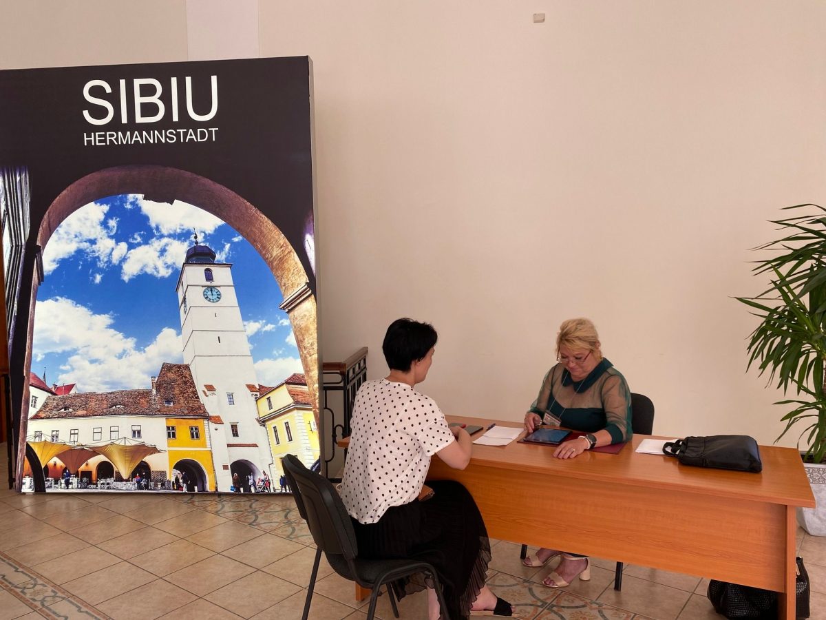 Primăria Sibiu înființează centre fixe pentru recenzare