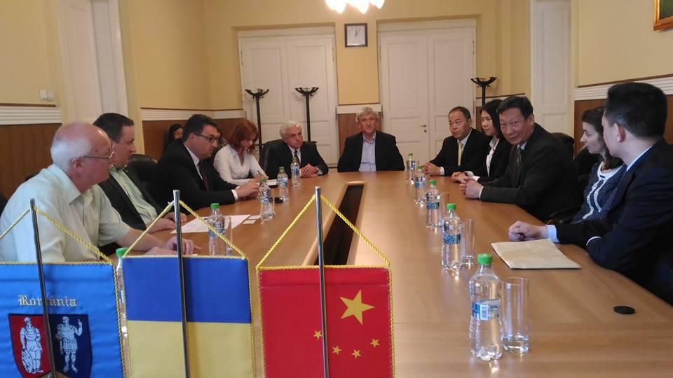 Delegaţie chineză, în vizită la Consiliul Judeţean Hunedoara