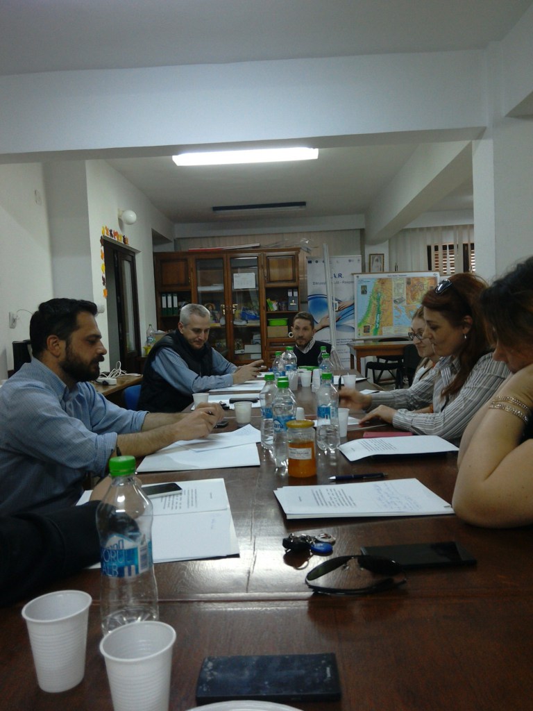 Episcopiei Devei şi Hunedoarei: „coneXiuni” – dialog pentru adolescenţi
