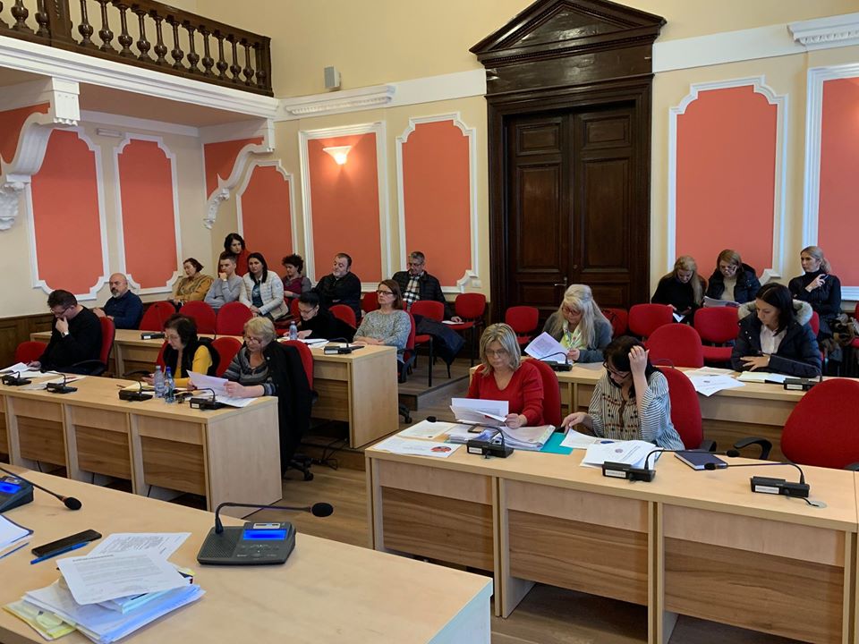 A avut loc consultarea publică pe proiectul bugetului Devei pe anul 2020