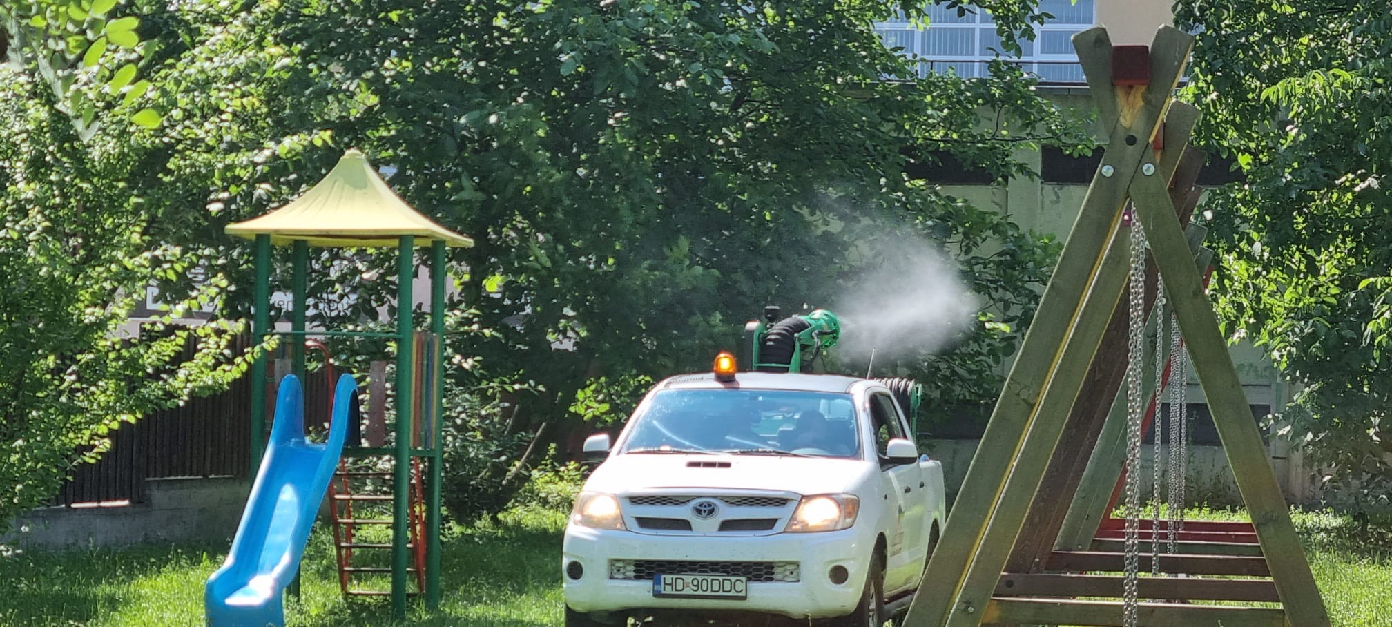Dezinsecție împotriva căpușelor în Sibiu