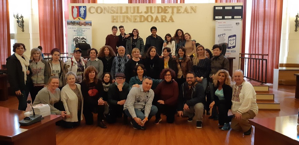 Elevi și profesori din mai multe țări europene, în vizită la Consiliul Județean Hunedoara