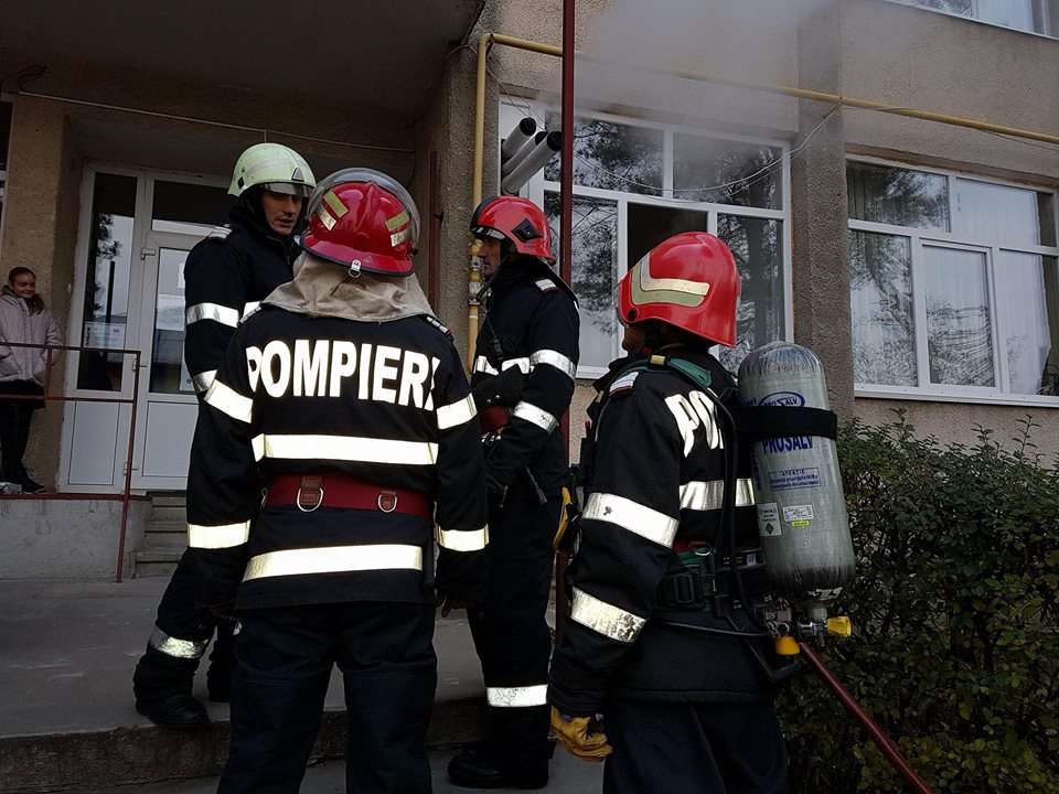 Exercițiu efectuat de ISU Sălaj la Şcoala Gimnazială „Porolissum” Zalău