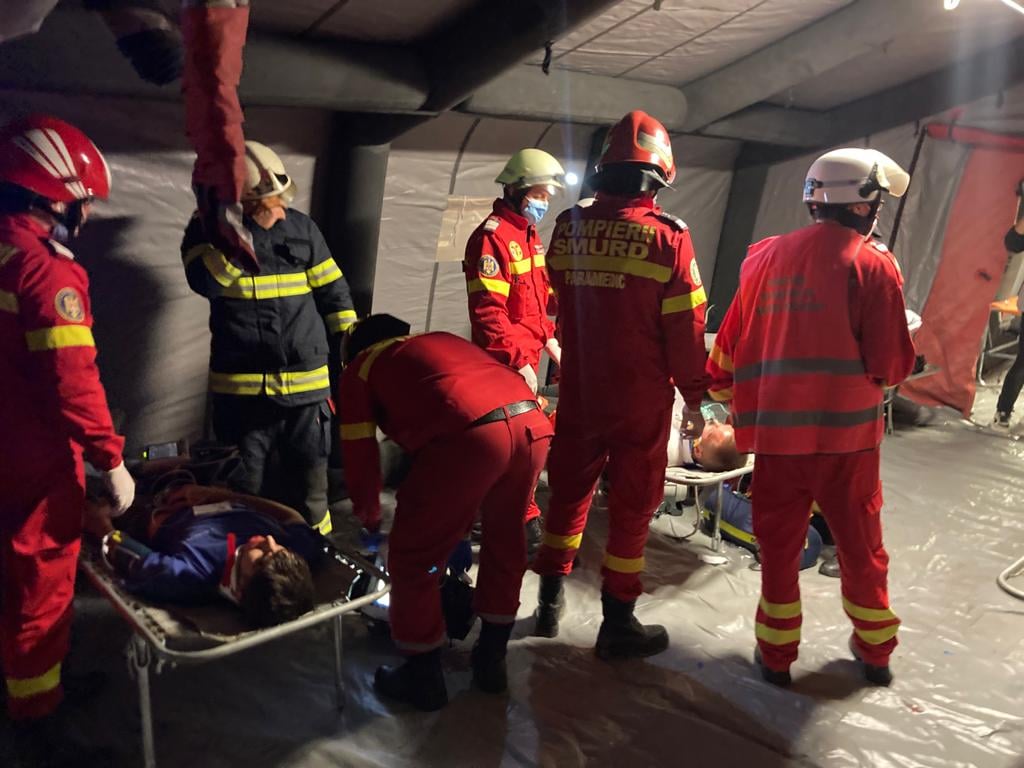 Exerciţiu de amploare cu aplicarea Planurilor Roşu şi Alb la nivelul judeţului Bistriţa-Năsăud