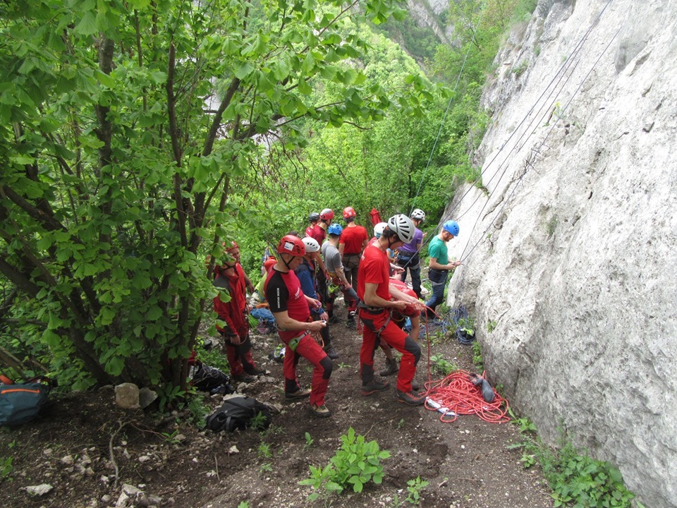 Exercițiu de pregătire al Salvamont Cluj în Cheile Turzii
