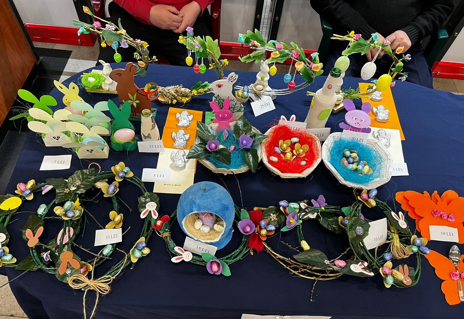 Târg de lucrări hand-made, create de beneficiarii DGASPC Cluj