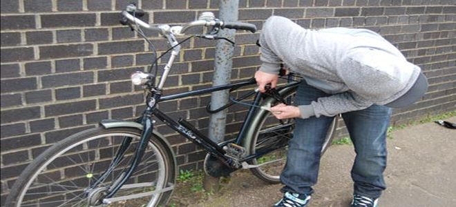 Hot de biciclete prins la Sebes!