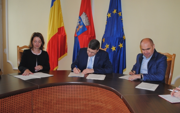 Oradea: S-a semnat contractul de împrumut cu Banca Europeană de Investiții, cu o valoare de 21 milioane euro