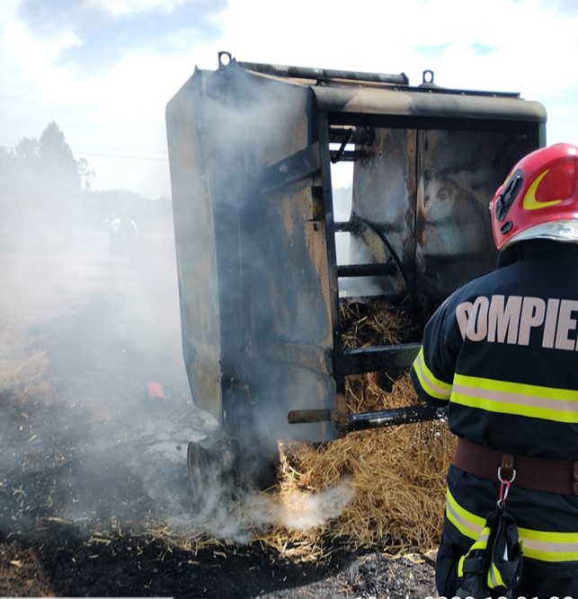 O persoană rănită în Ciuhoi, în urma unui nou incendiu la un utilaj agricol