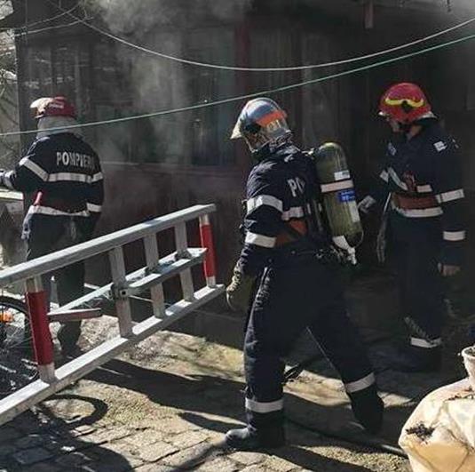 Incendiu la o locuință de pe strada Aurora din Oradea