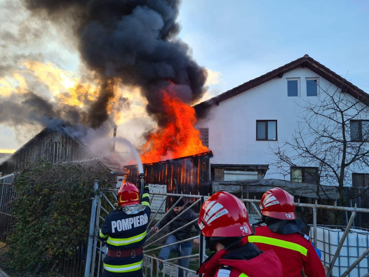 Incendiu în Șelimbăr