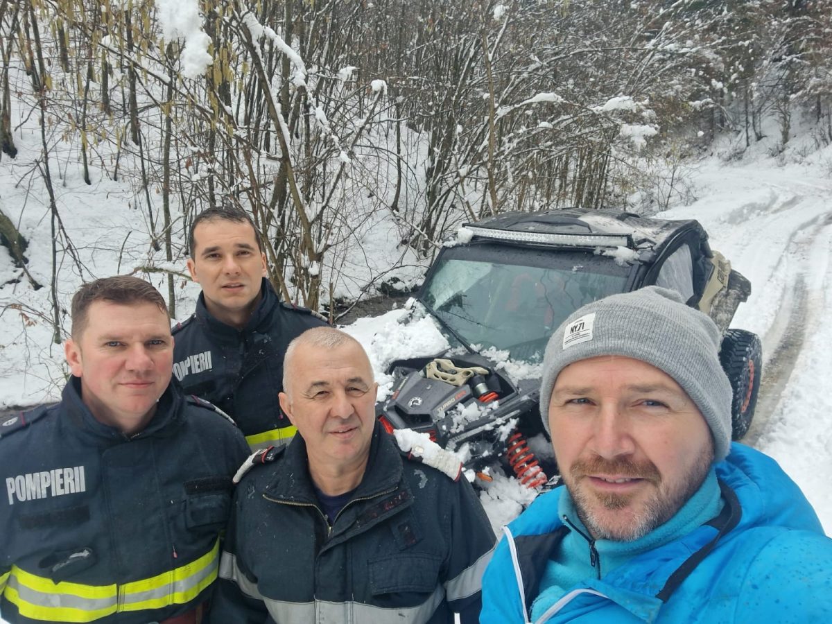 Bătrâna este satul cu cei mai puțini locuitori din țară, un tărâm uitat de lume, dar nu și de salvatori