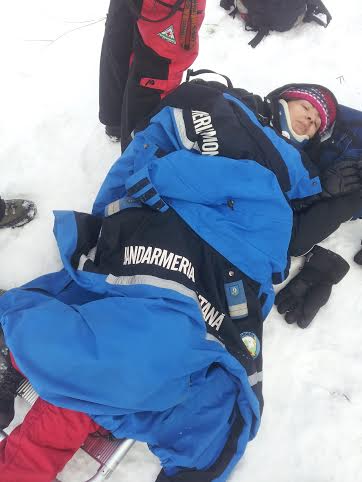 Turiști accidentați la schi pe pârtiile din Maramureș, salvați de jandarmii montani